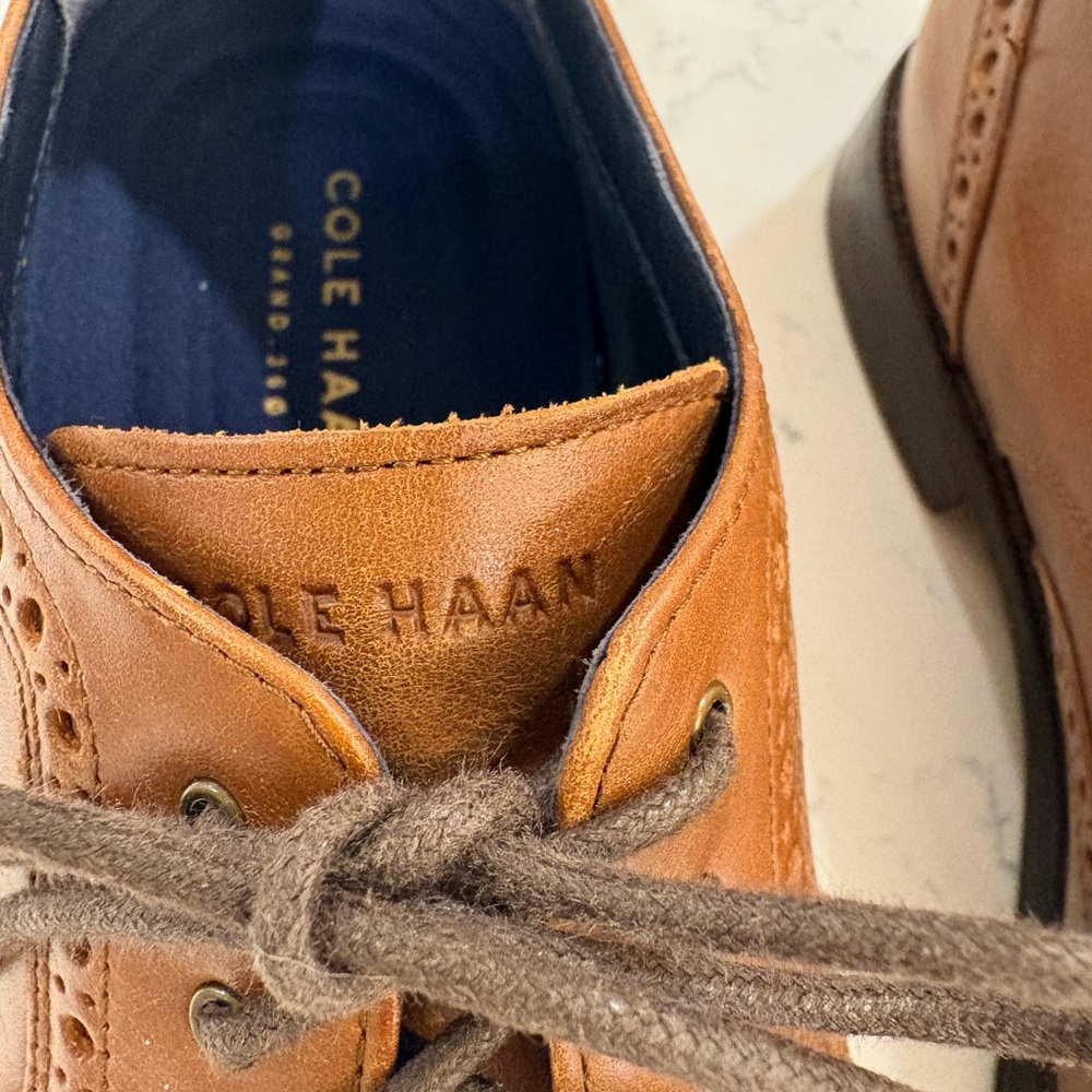 Cole Haan Men’s Brown Leather Wingtip Brogue Dress Shoes - Size 8.5 - Picture 3 of 10